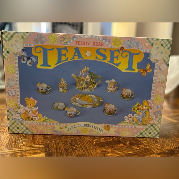 Vintage 1996 Hand-painted Children’s Teddy Bear Tea set 12-Pieces - Picture 1 of 15